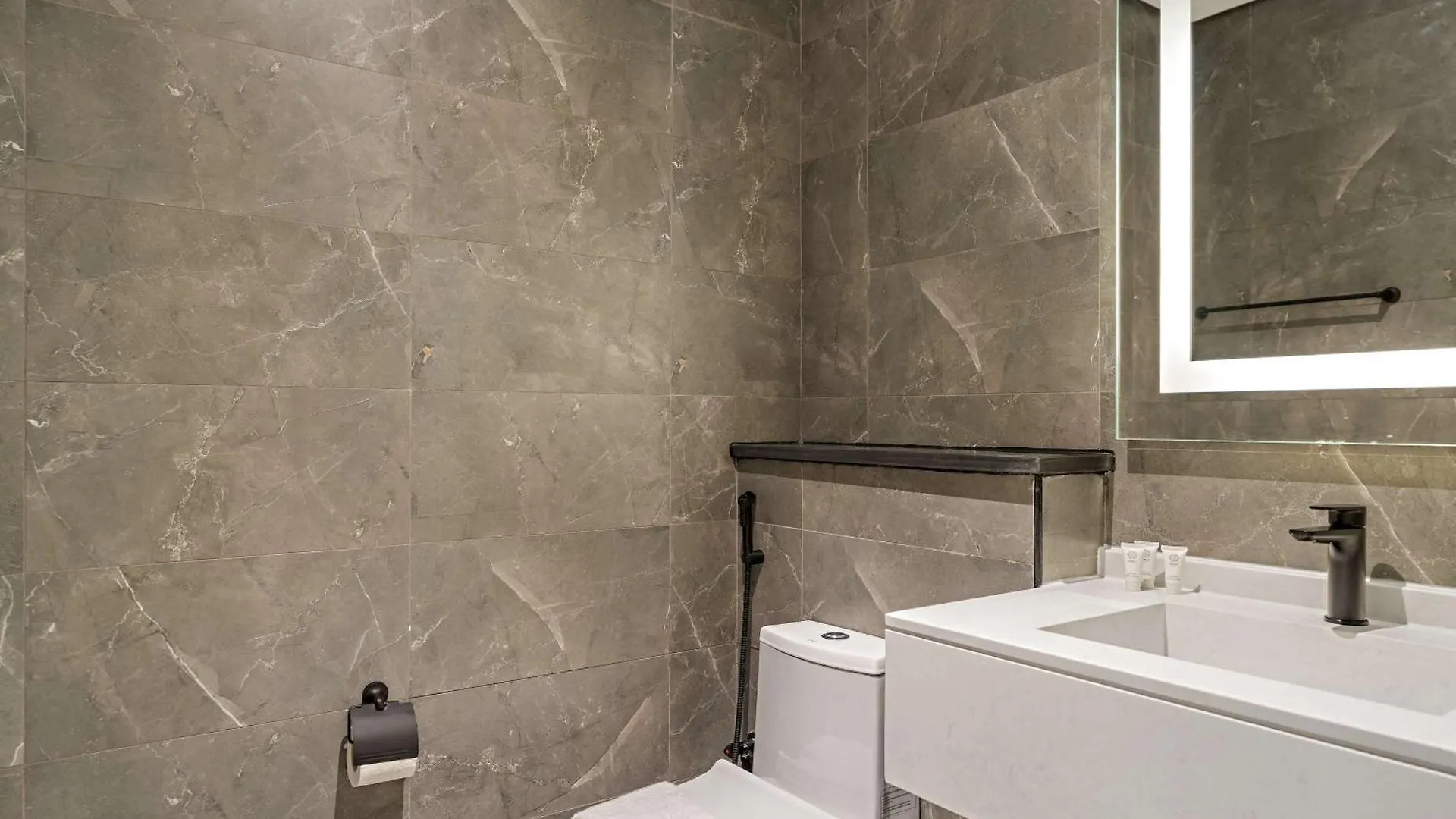Apartment Silkhaus Luxurious 2Bdr In Garden Residence Riyadh Saudi Arabia